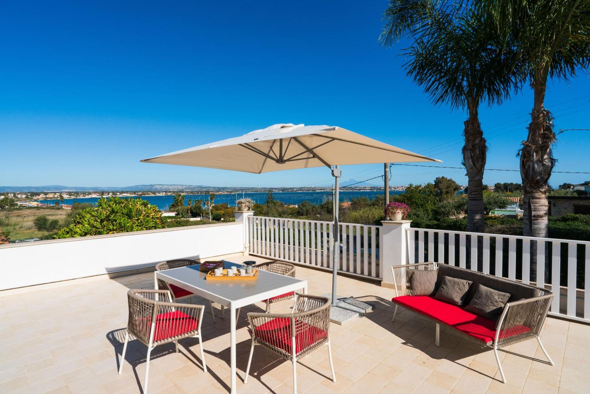 פנוסה Villa Elena By Ortigia Apartments מראה חיצוני תמונה